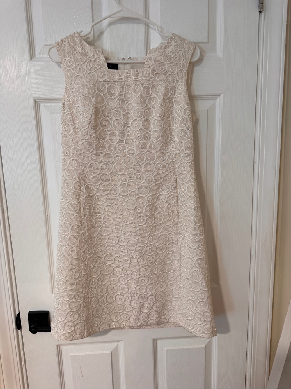 5/25$ classic Nine West white Mini Sheath A shape Dress Size 6